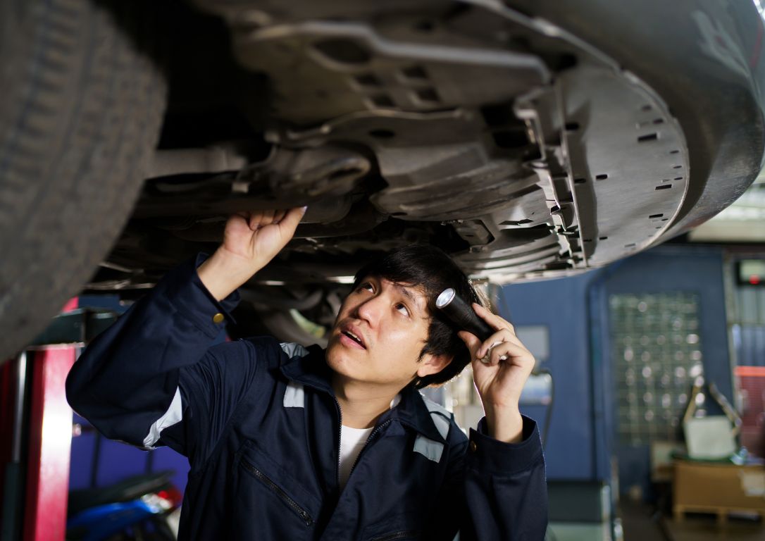 Cegah Kaki-kaki Mobil Rusak, Hindari Kebiasaan Ini!