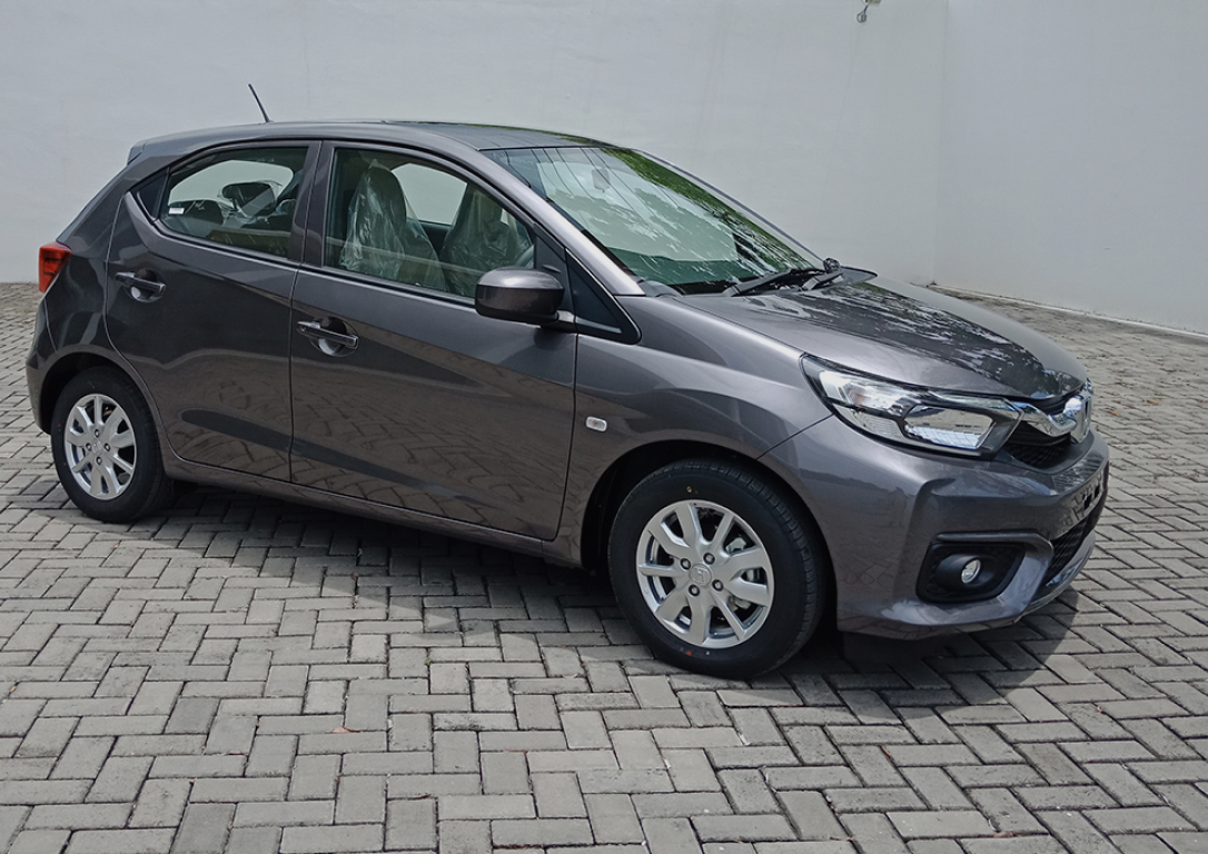 Daftar 7 Mobil LCGC Paling Irit BBM